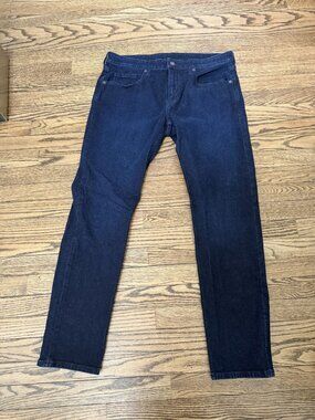 TRUE CLASSIC mens jeans excellent condition size 34